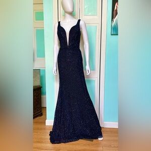 Size 8 Beaded Vienna Couture Black Plunge Gown Pageant Dress Prom Sparkle